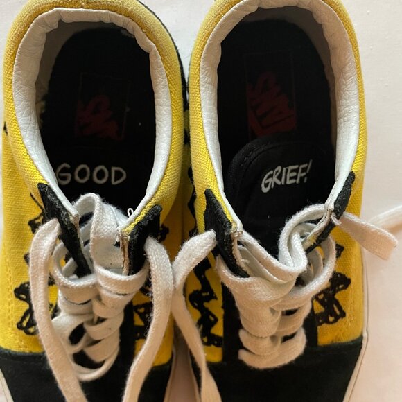 Vans Peanuts Charlie Brown Sneakers size 3.5 - Picture 8 of 10
